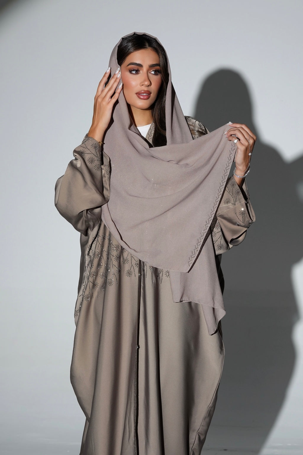 ABAYA CRYSTAL SAND